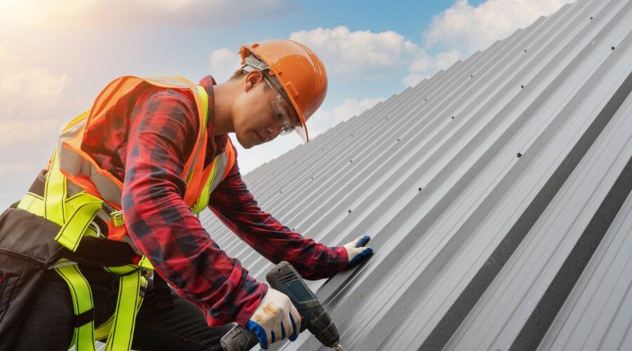 Expert tile roof repair services in Robertson, WY